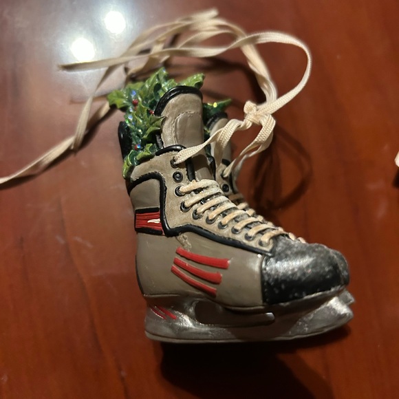 Vintage Ice Skate Ornaments - Picture 2 of 5